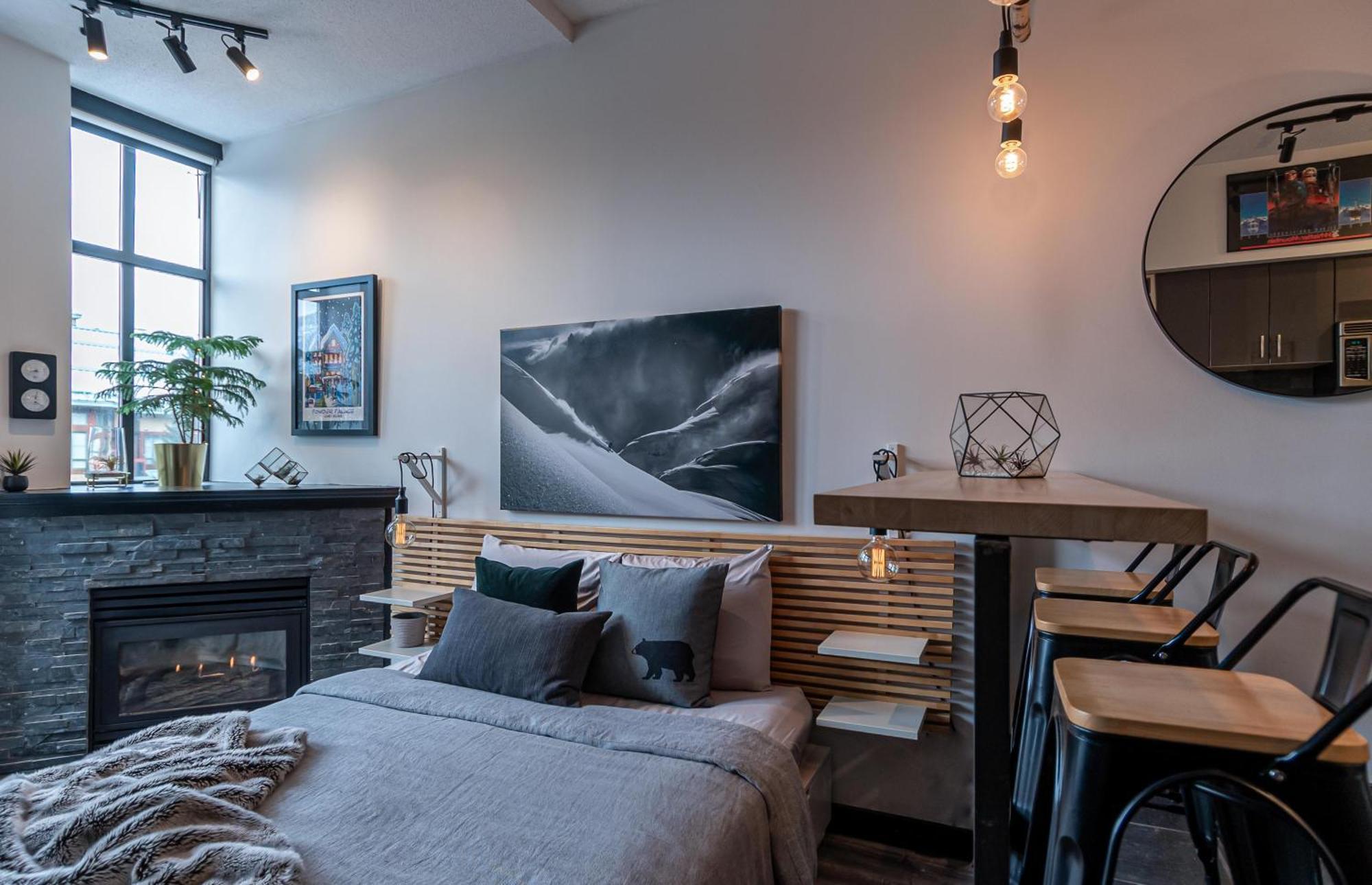 Alpenglow Lodge Queen Boho Studio By Mva Whistler Zewnętrze zdjęcie